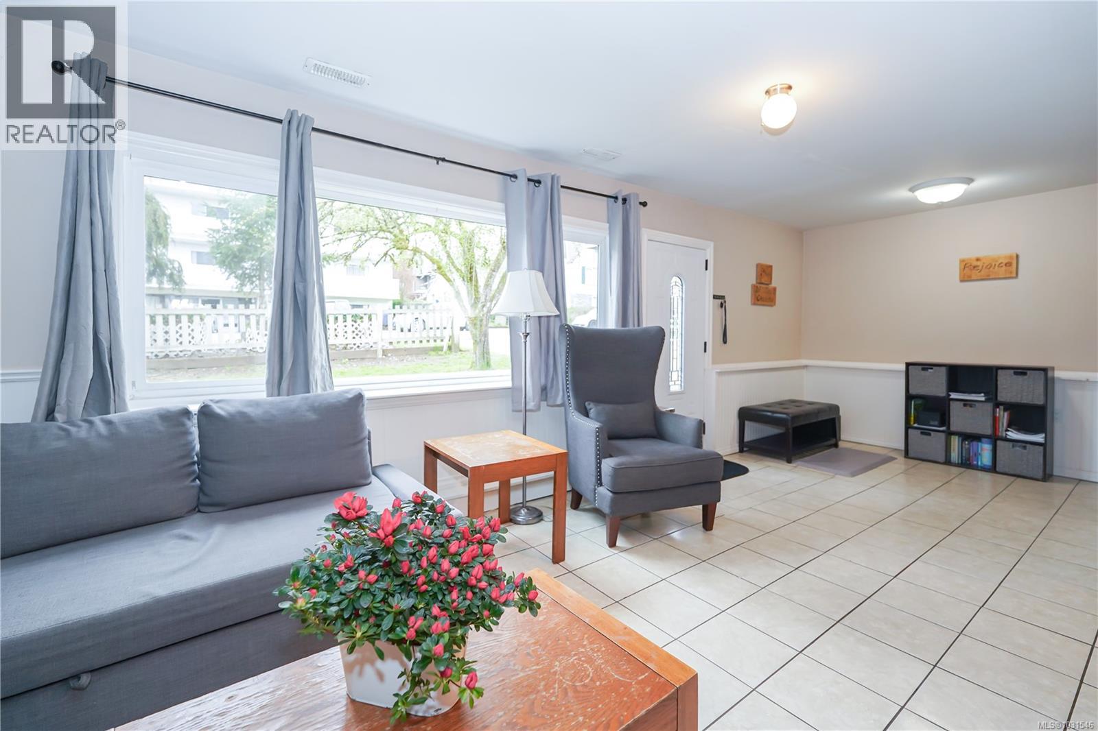 3421 AUCHINACHIE RD - 5