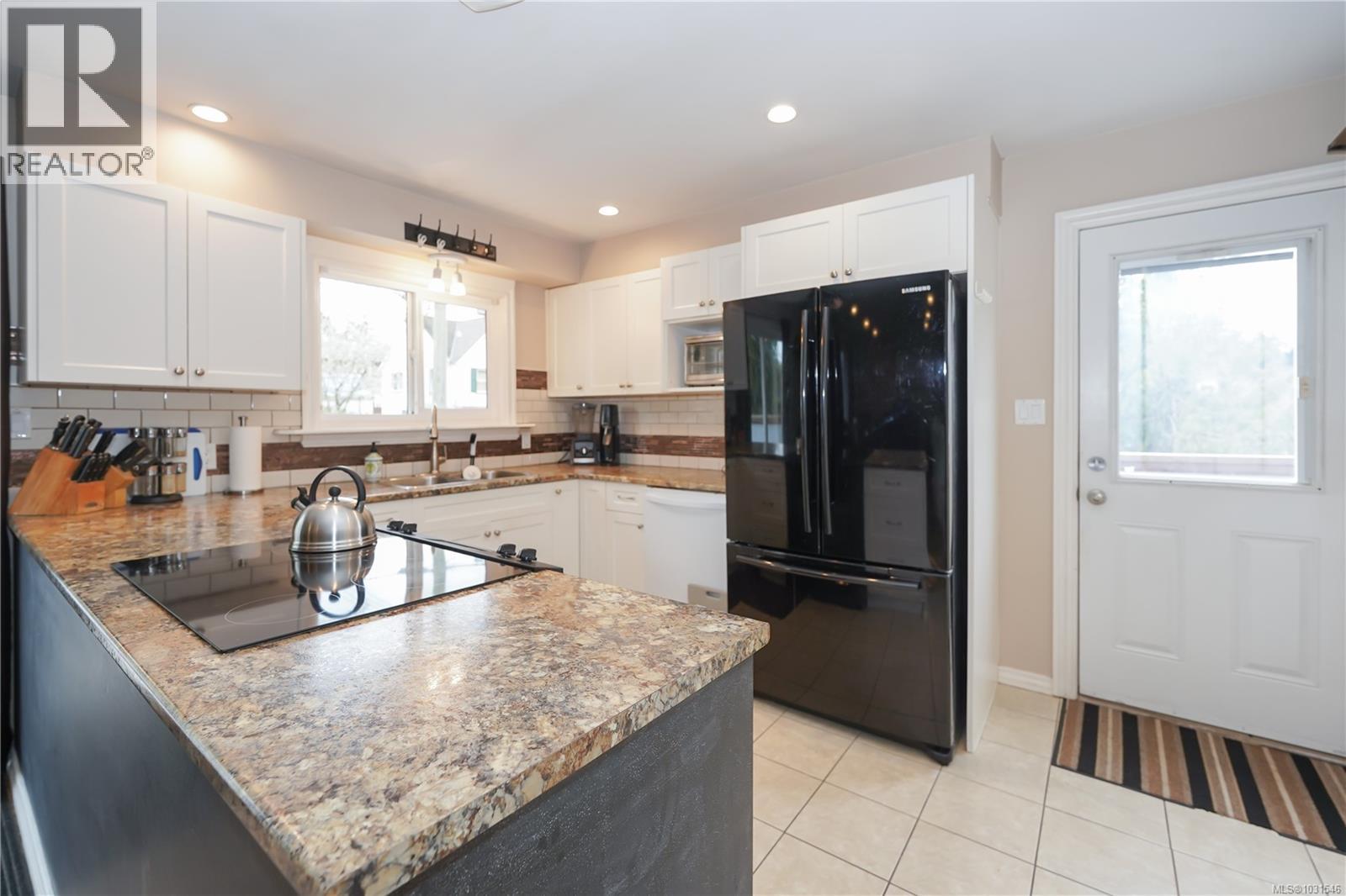 3421 Auchinachie Rd - 18