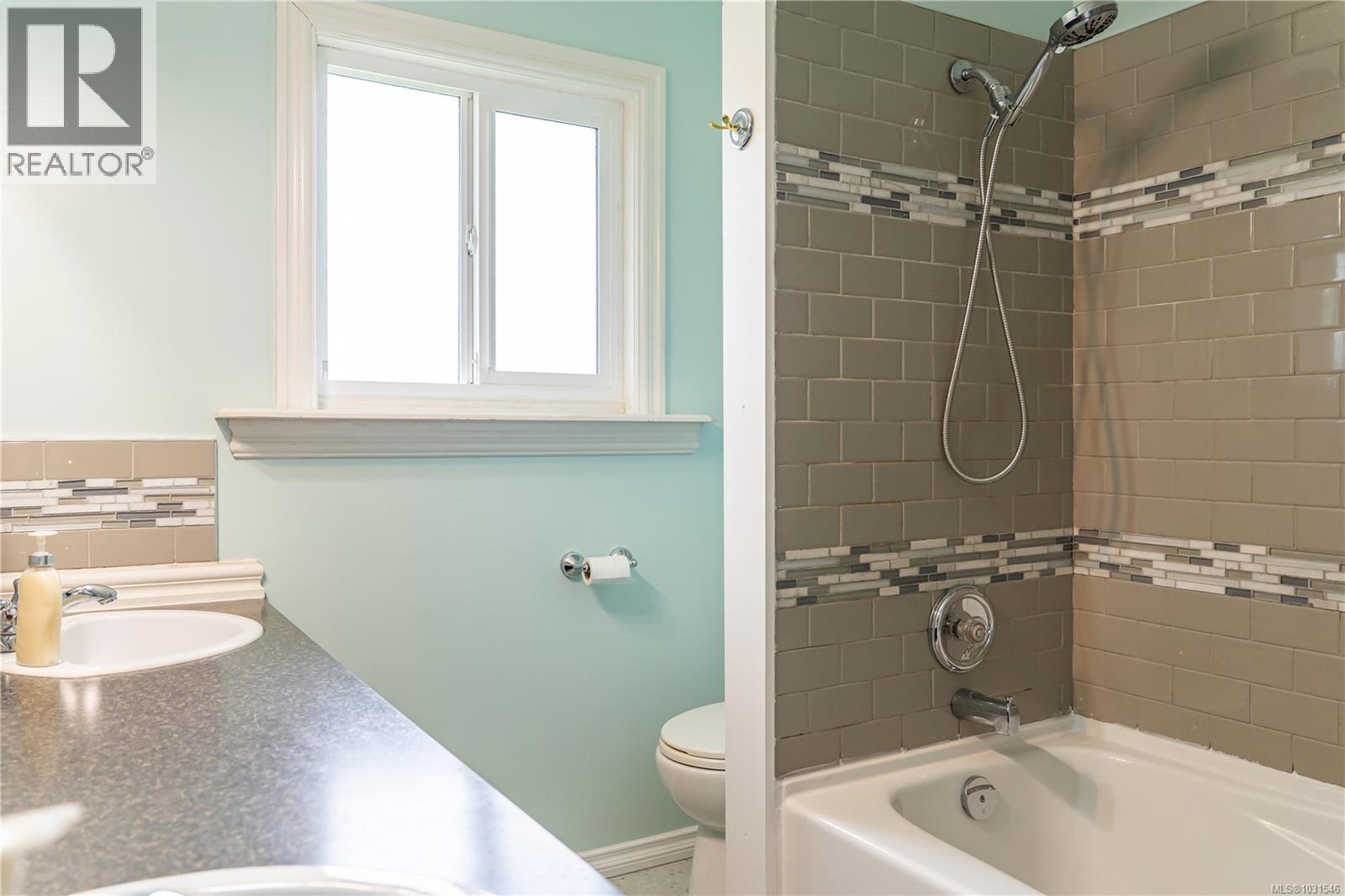 3421 Auchinachie Rd - 28