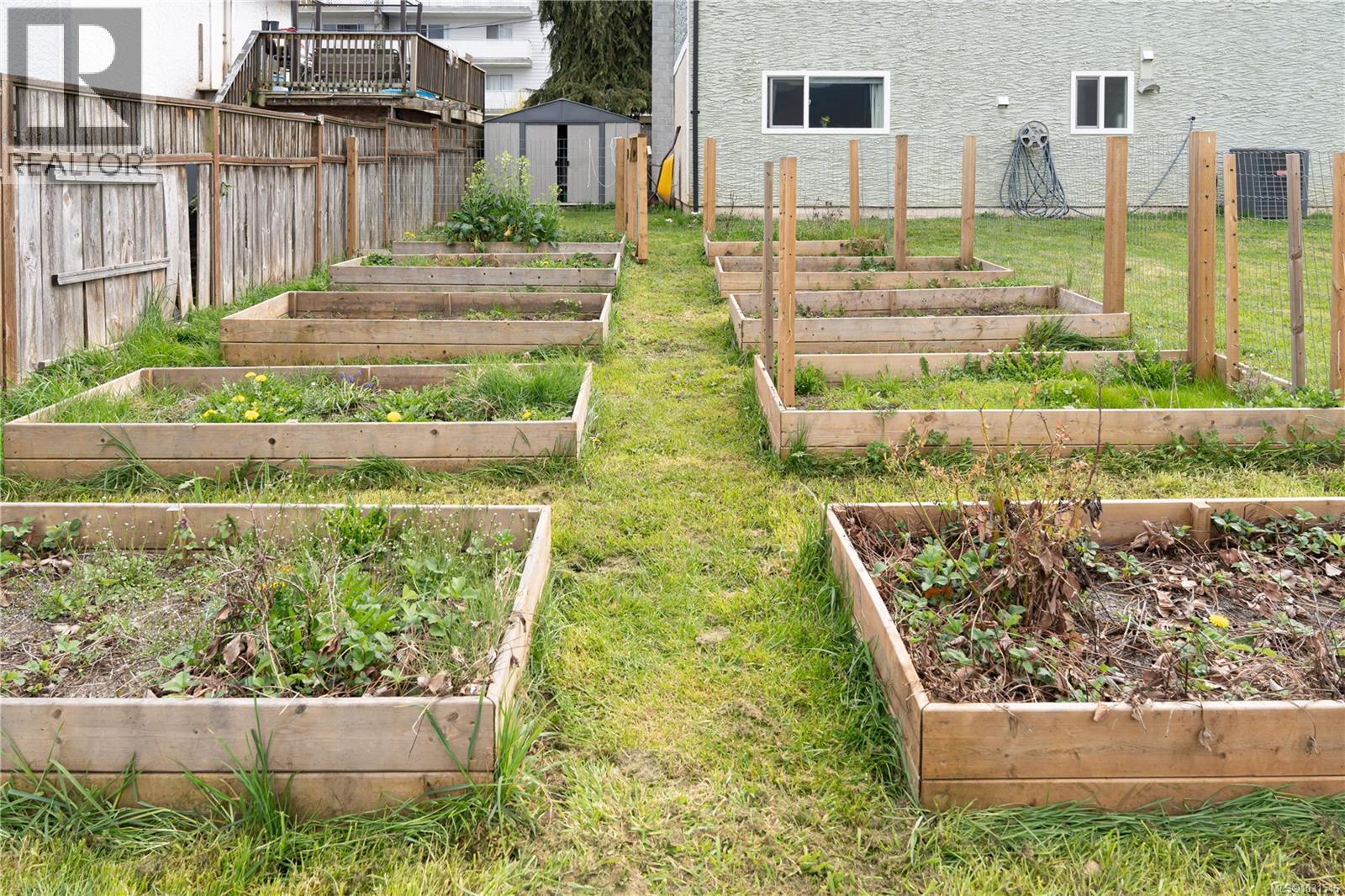 3421 AUCHINACHIE RD - 37