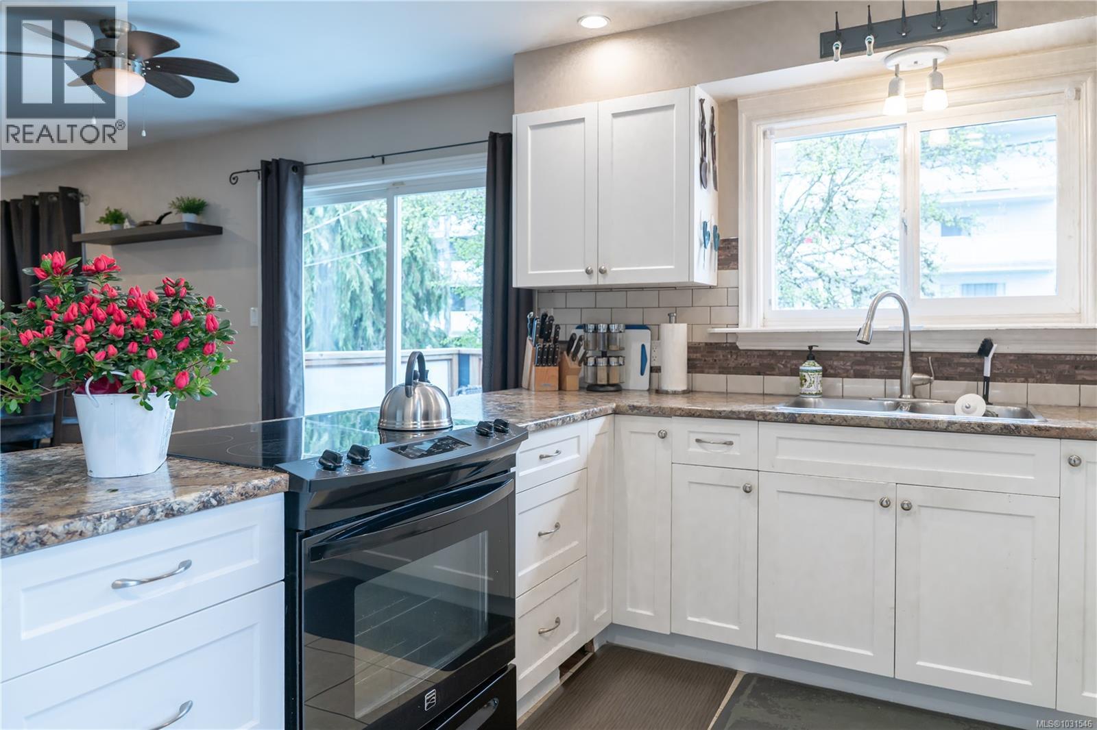 3421 Auchinachie Rd - 20