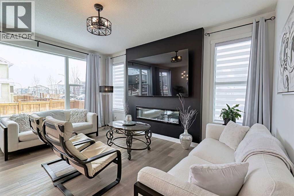 3 Saddlebred Court, Cochrane