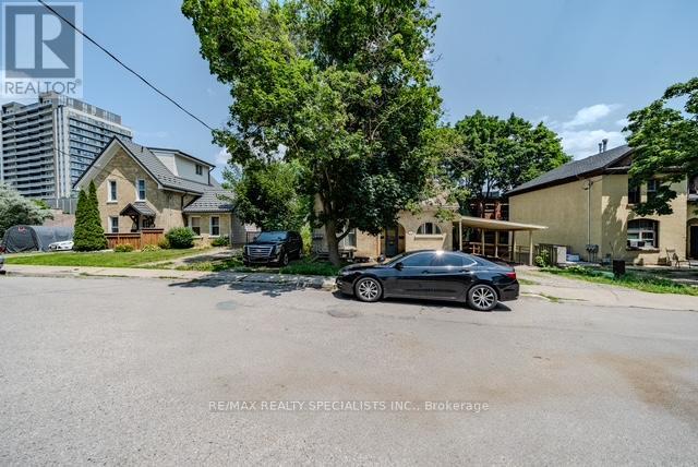 9 RAMORE STREET - 25
