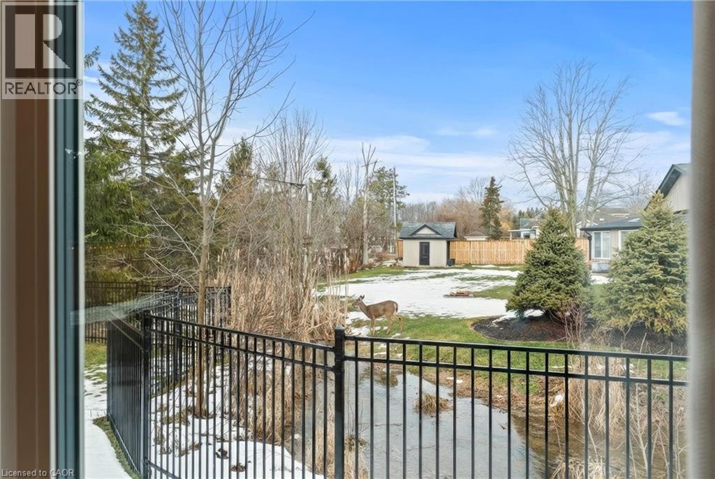 27 MAPLE LEAF Avenue S — photo 45