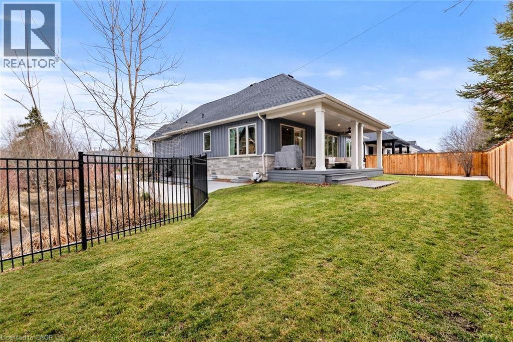 27 MAPLE LEAF Avenue S — photo 39