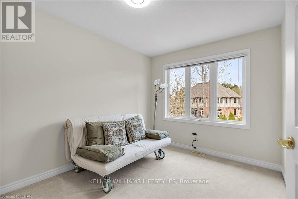 206 AMBLESIDE DRIVE Property Photo