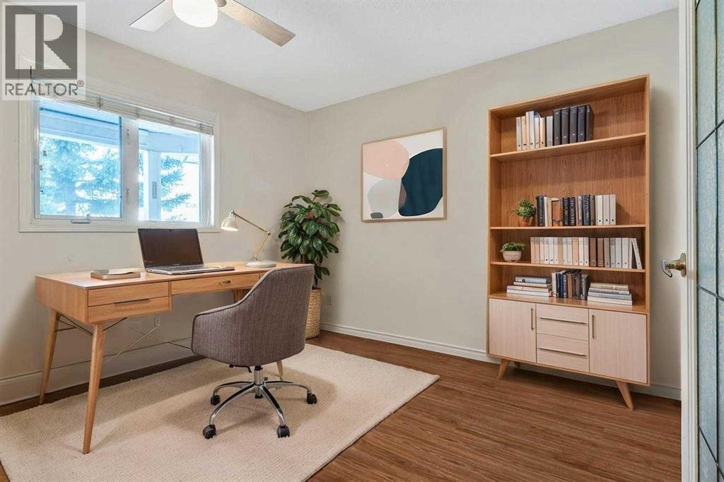 Single Family House for Sale in  Hawksbrow Point NW Hawkwood Calgary 