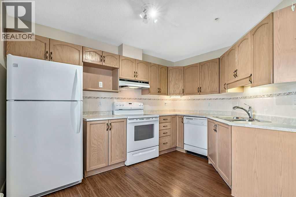 Single Family House for Sale in  Hawksbrow Point NW Hawkwood Calgary 