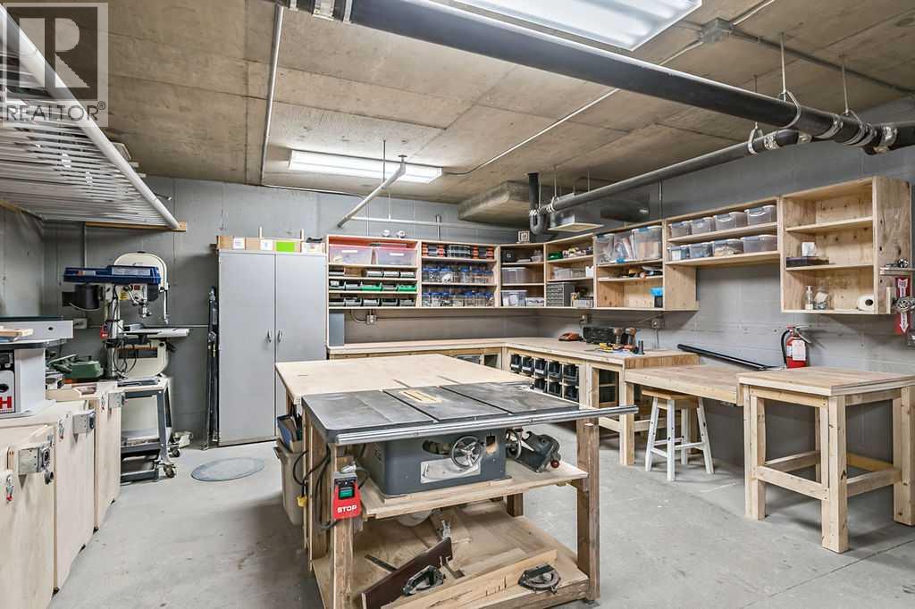 Single Family House for Sale in  Hawksbrow Point NW Hawkwood Calgary 