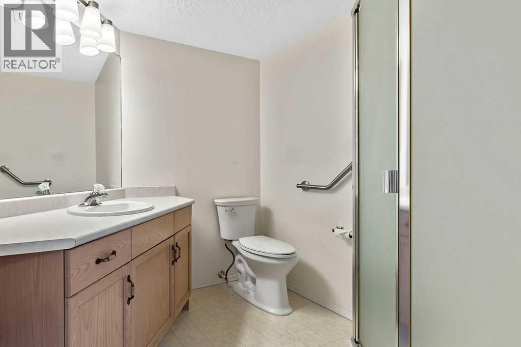 Single Family House for Sale in  Hawksbrow Point NW Hawkwood Calgary 