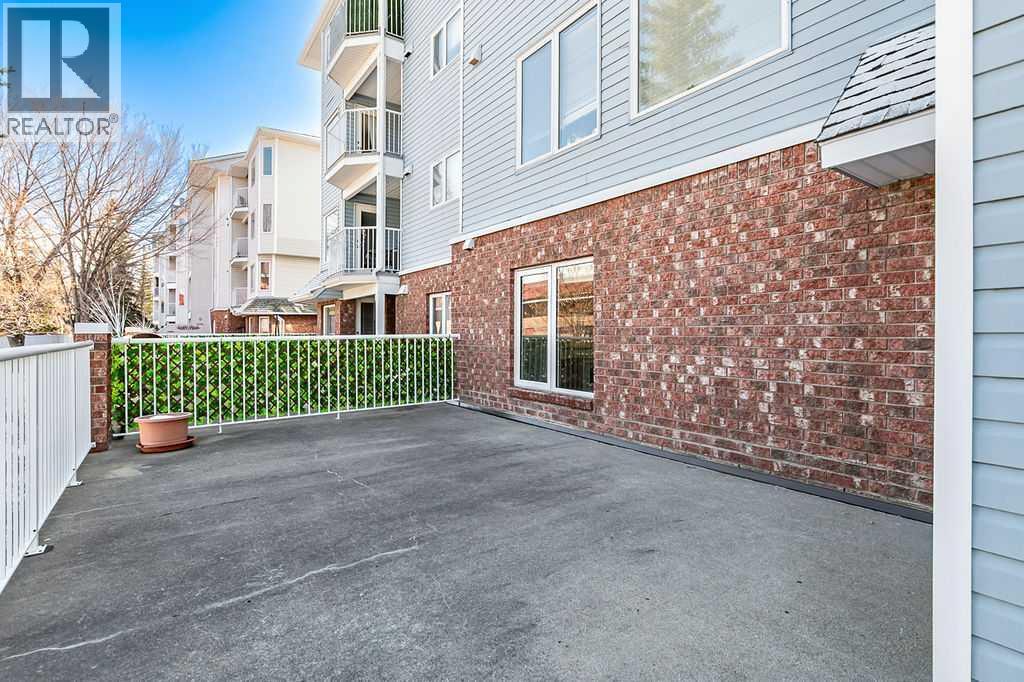 Single Family House for Sale in  Hawksbrow Point NW Hawkwood Calgary 