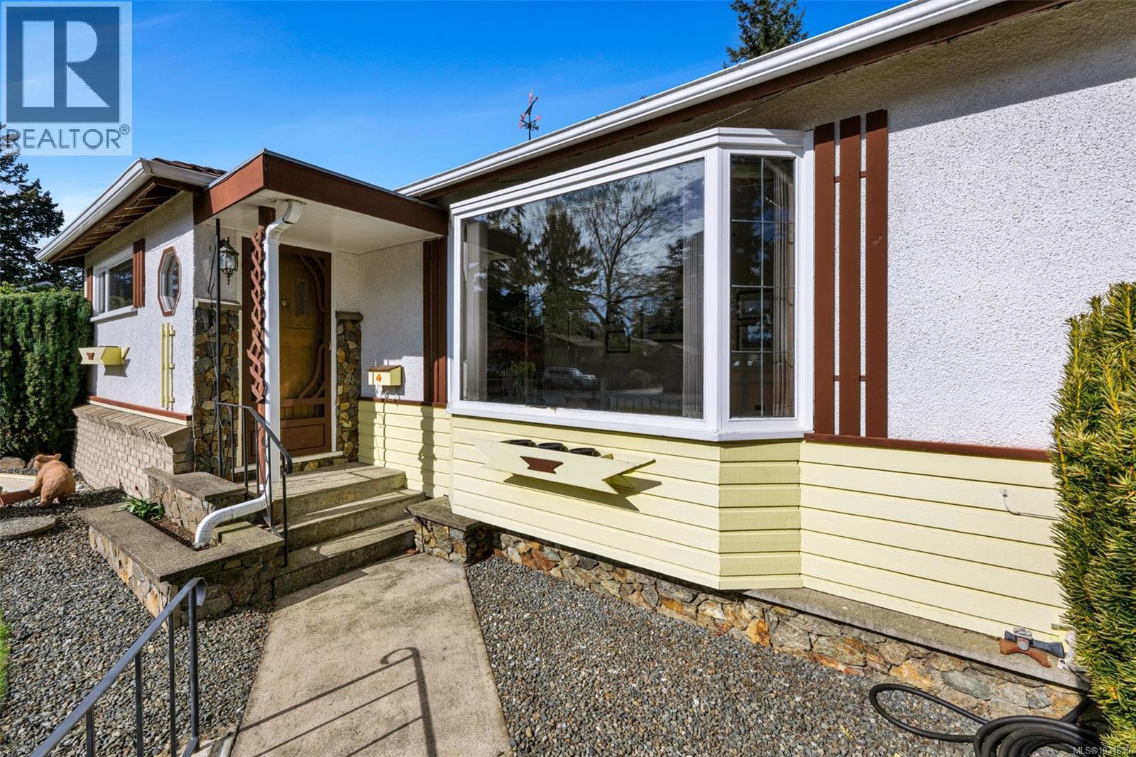 3006 Pickford Rd - 3
