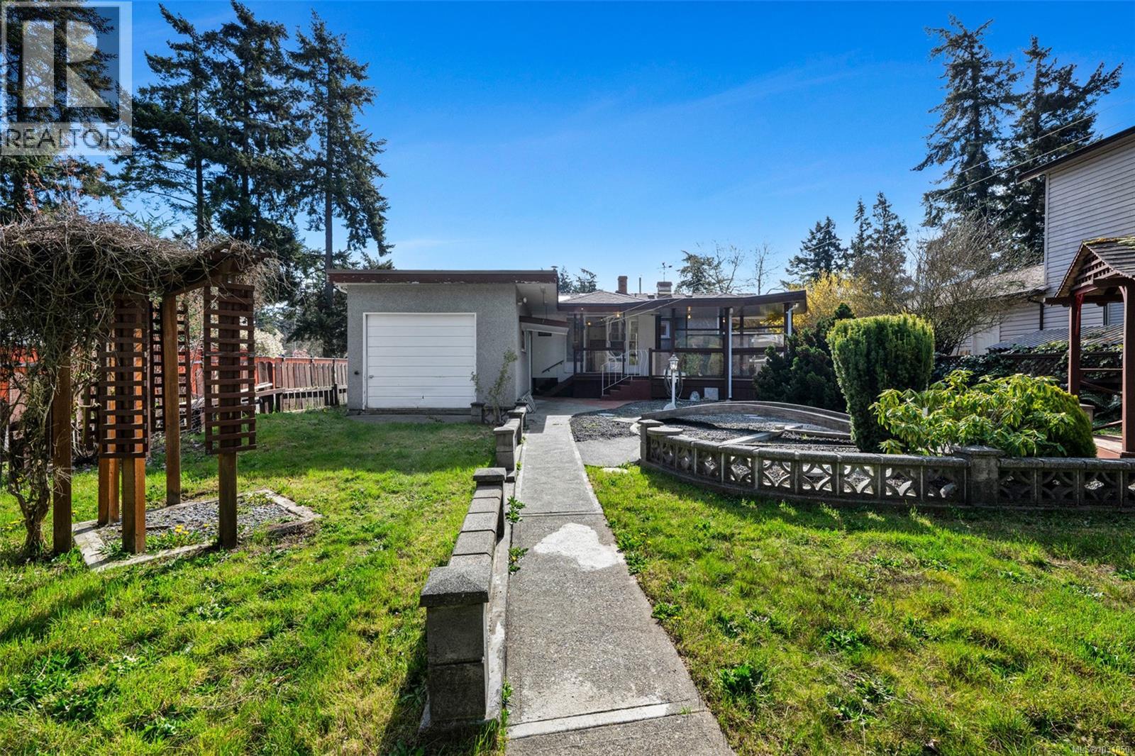 3006 Pickford Rd - 41
