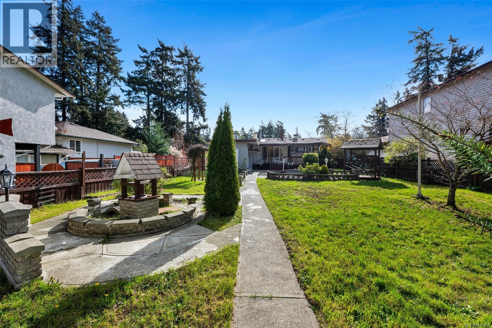 3006 Pickford Rd - 5