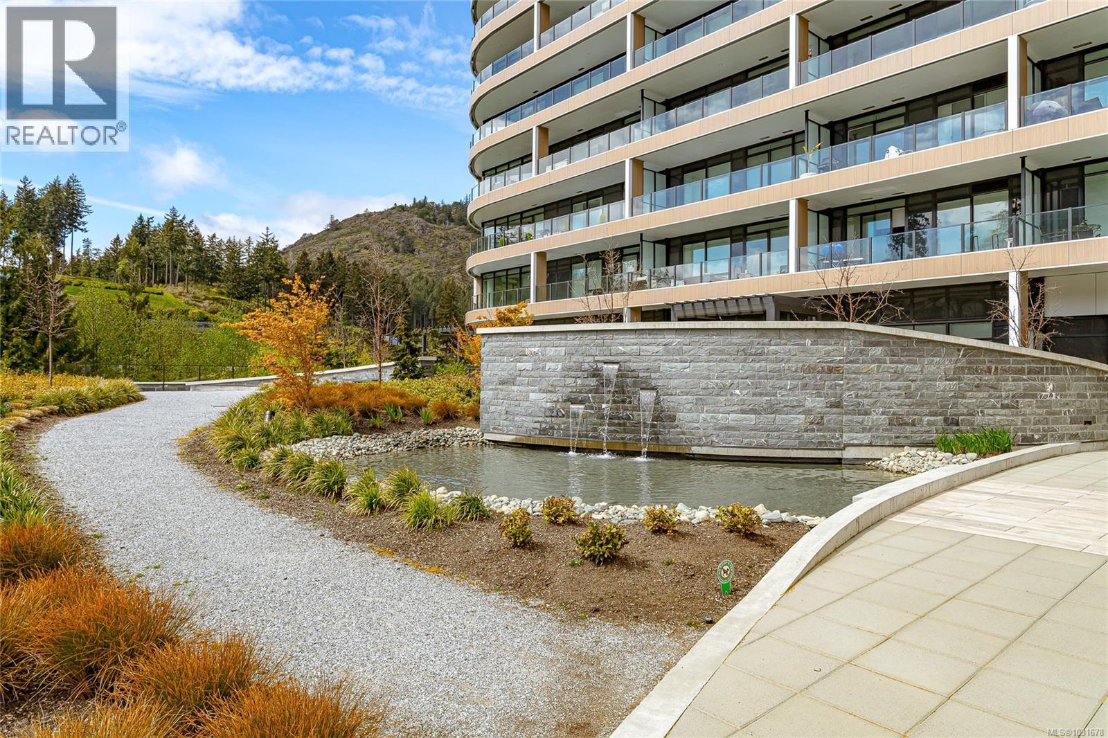 #803 2000 HANNINGTON RD - 6