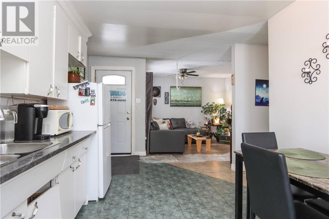 191 DELL STREET - 5