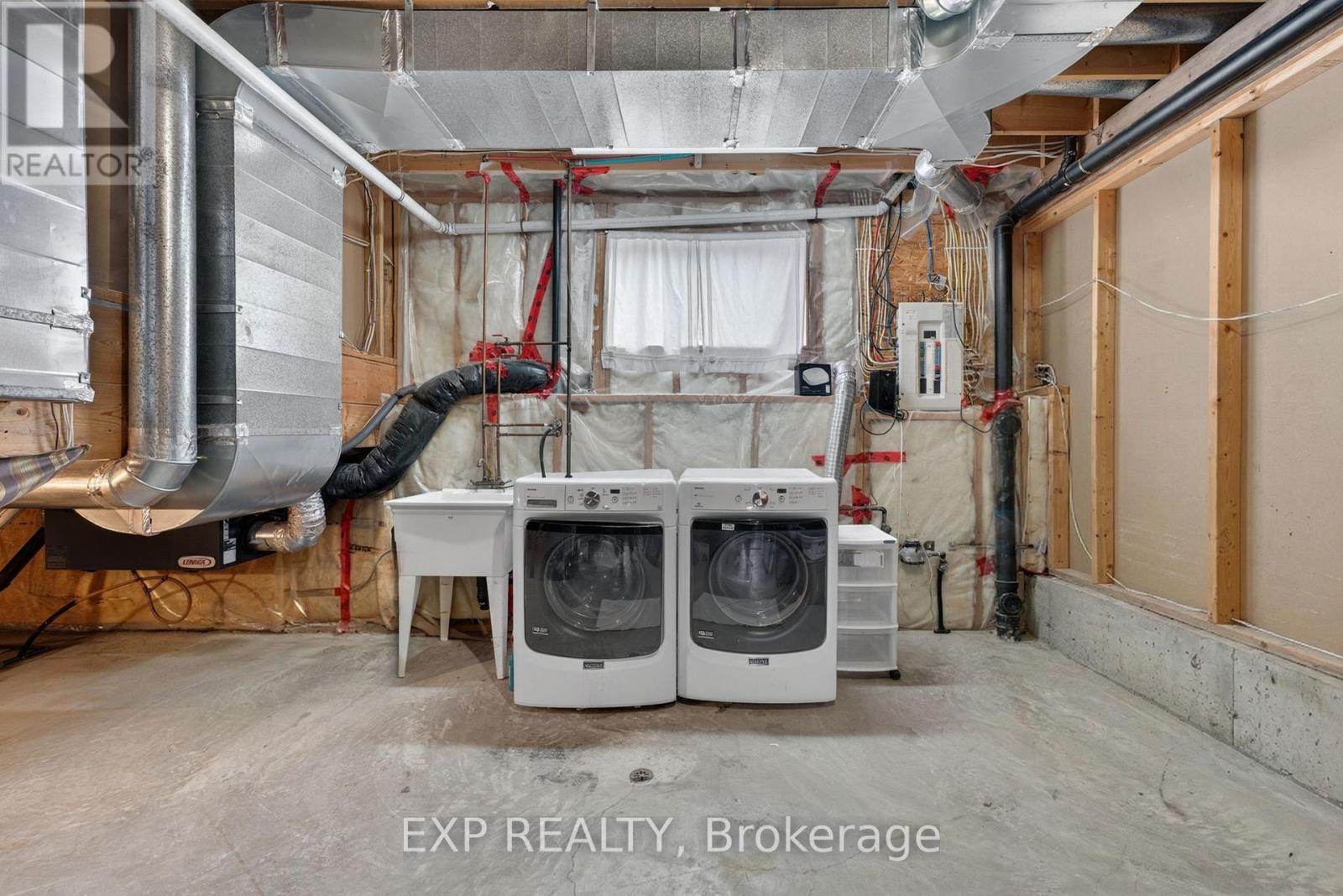 57 LAKE BREEZE COURT - 30