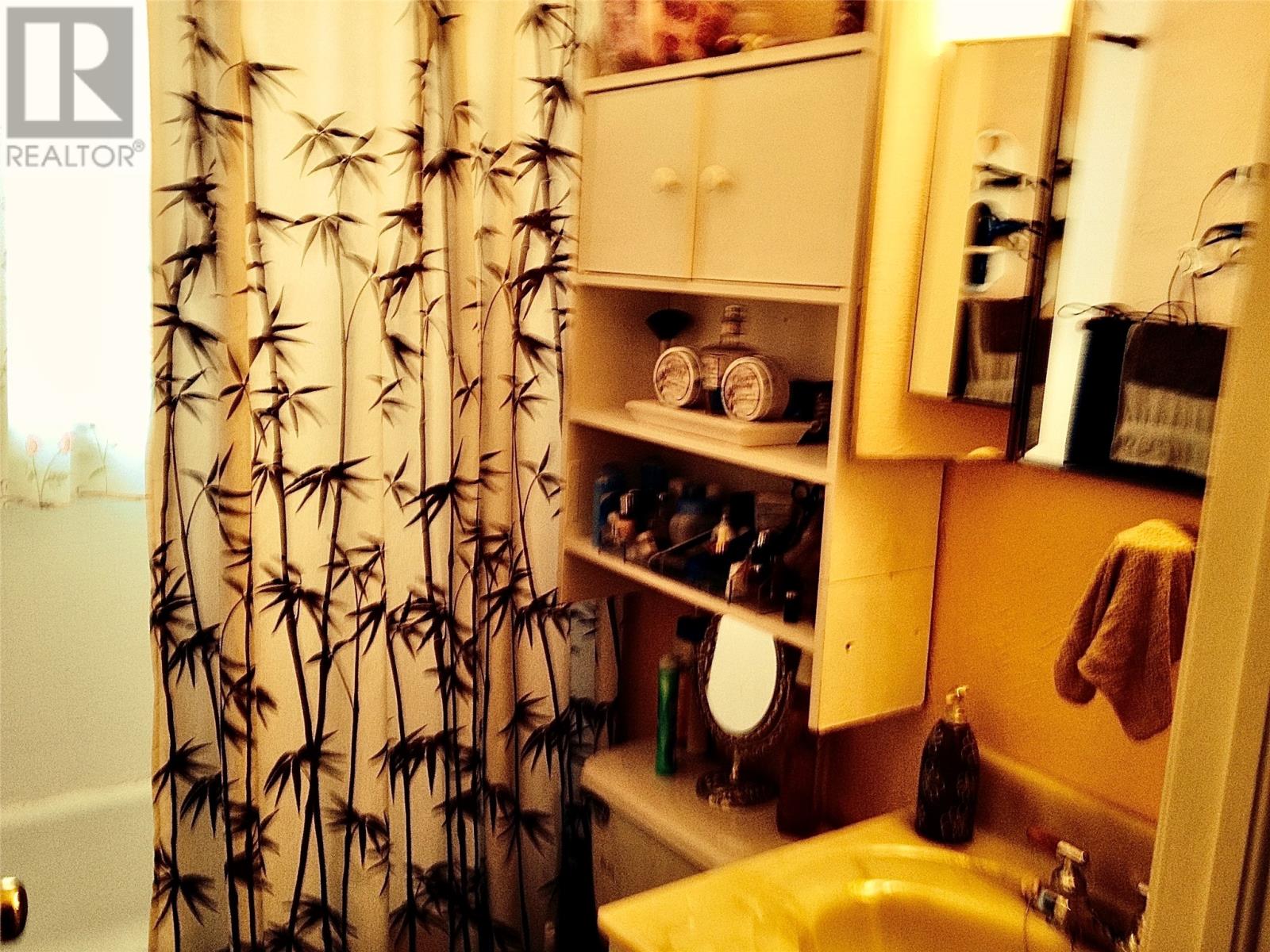 5 Preswick Street — photo 9