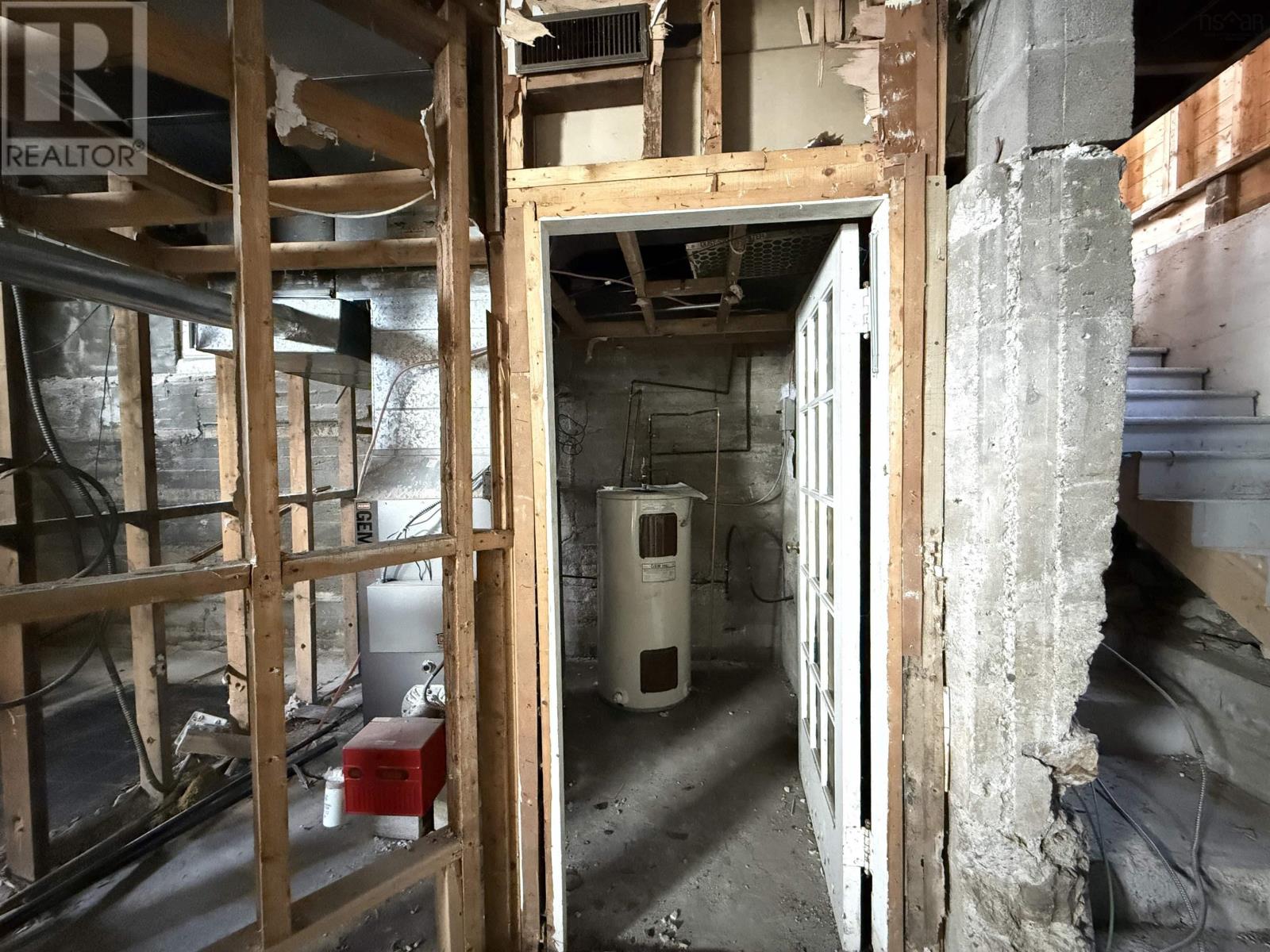 Property 26 of 30 of 5 Kirk Road