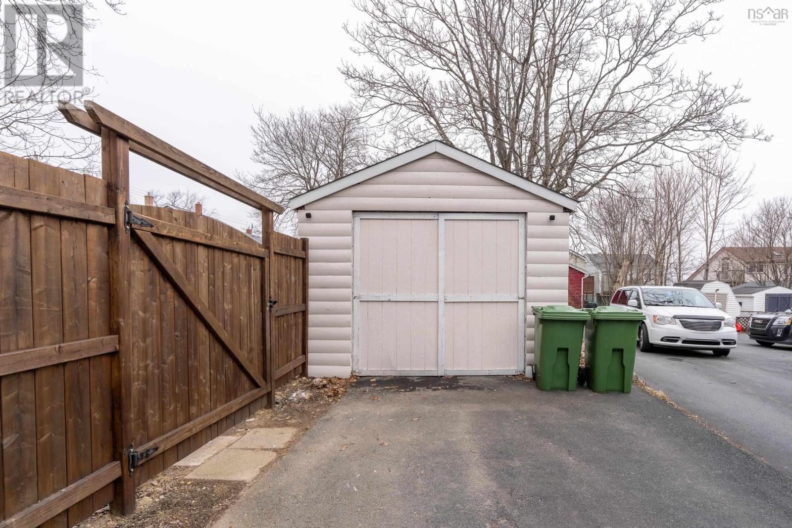 Property 34 of 40 of 5447 Rector Street