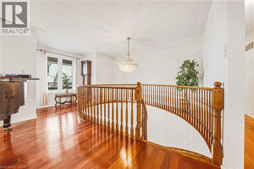 24 HILDEGARD Drive - 12