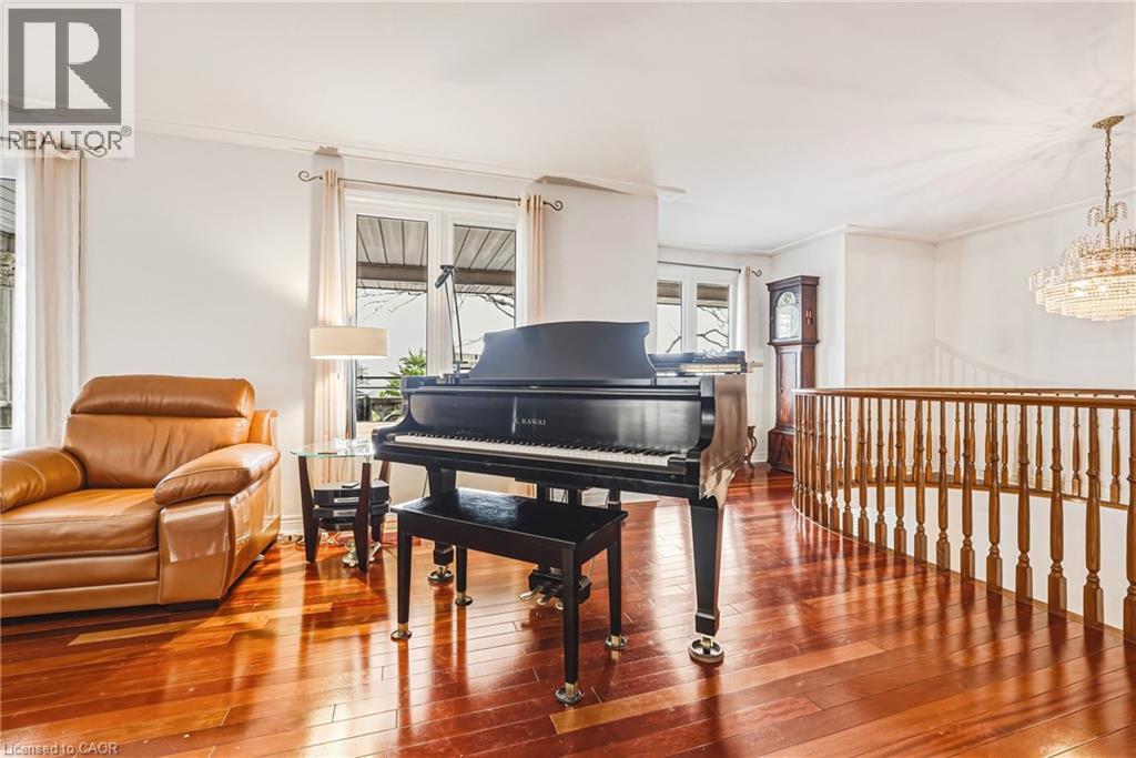 24 HILDEGARD Drive - 13