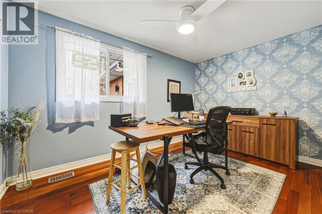 24 HILDEGARD Drive - 30