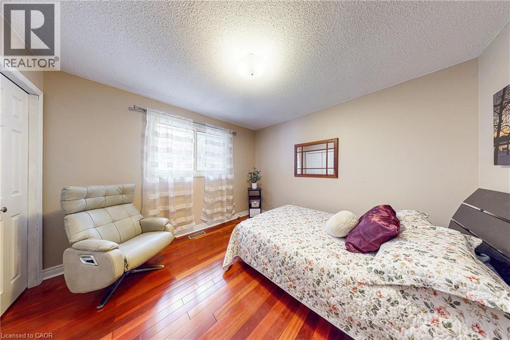 24 HILDEGARD Drive - 31