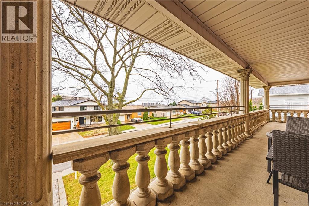24 HILDEGARD Drive - 40