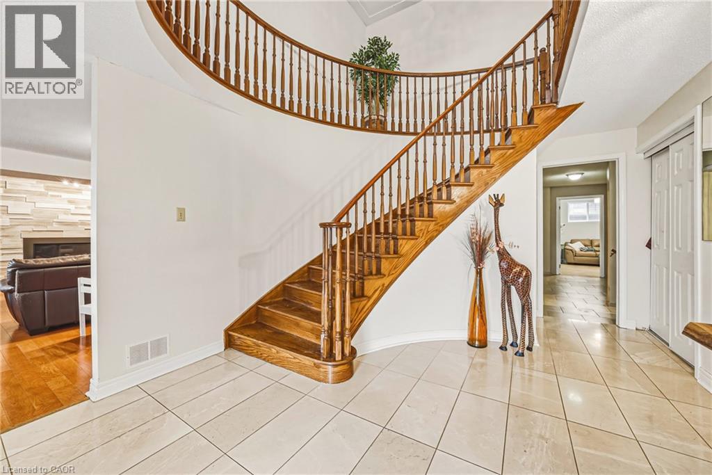 24 HILDEGARD Drive - 5