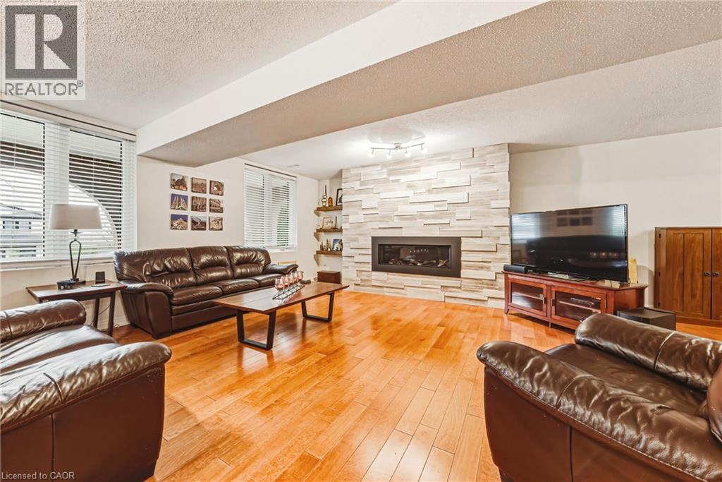 24 HILDEGARD Drive - 8