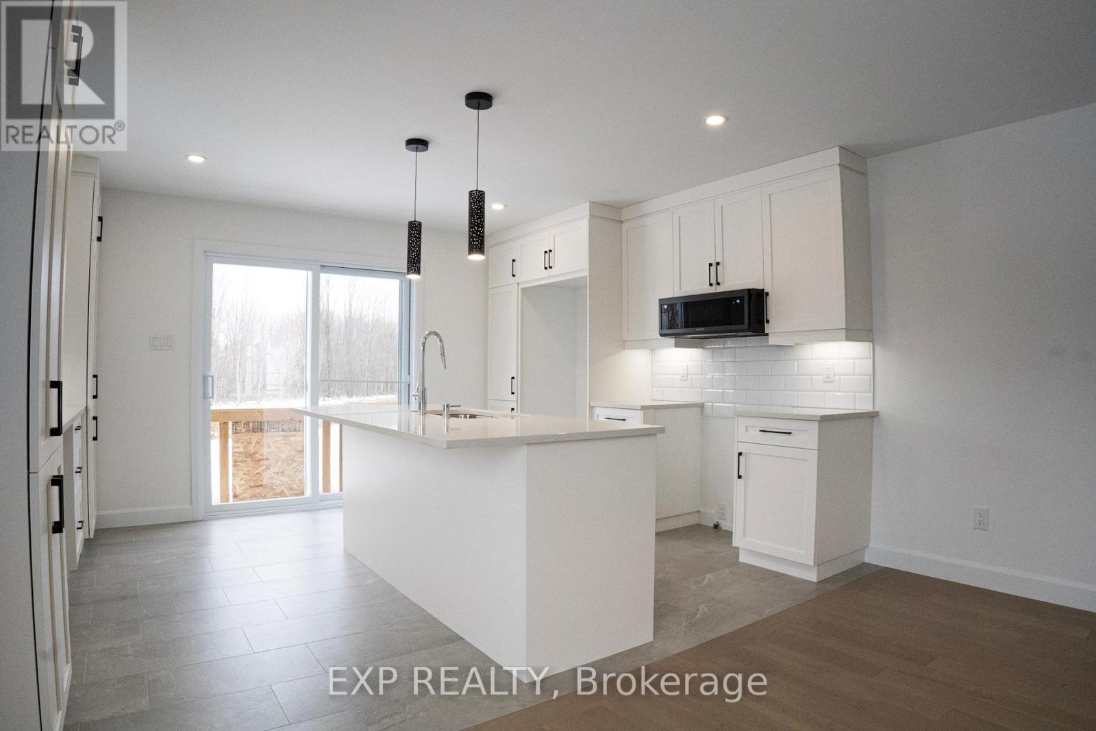 144 GIROUX STREET - 7