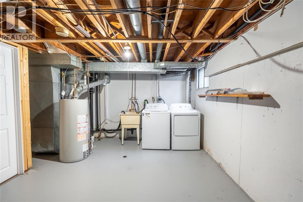 27 TURNER DRIVE Unit# 32, Sarnia, Ontario, N7S4R9 — Photo 24