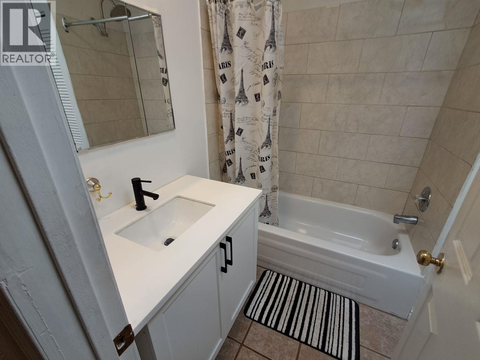 5403 SNOWBRUSH Street, Oliver