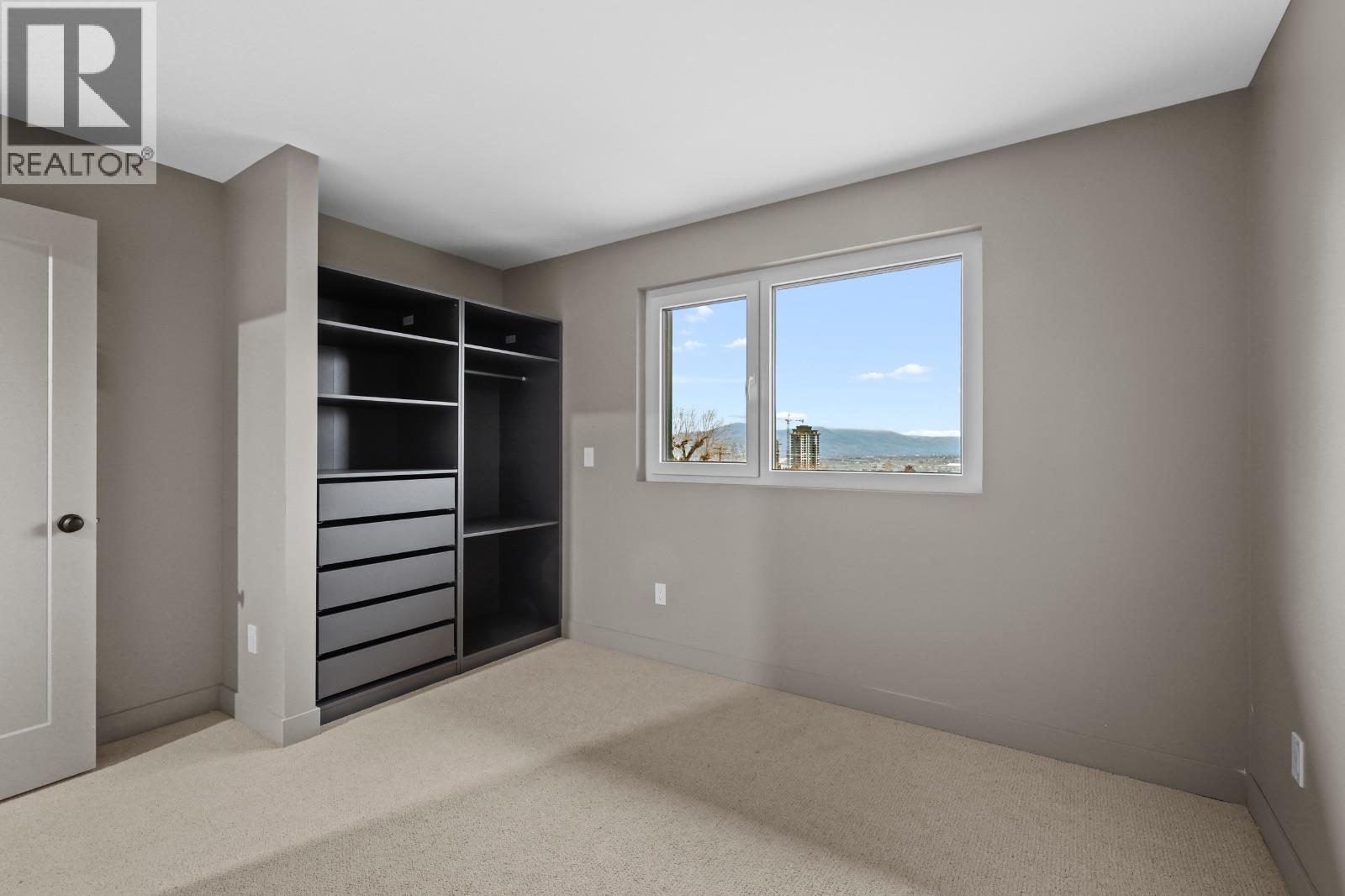 614 COWAN STREET - 27