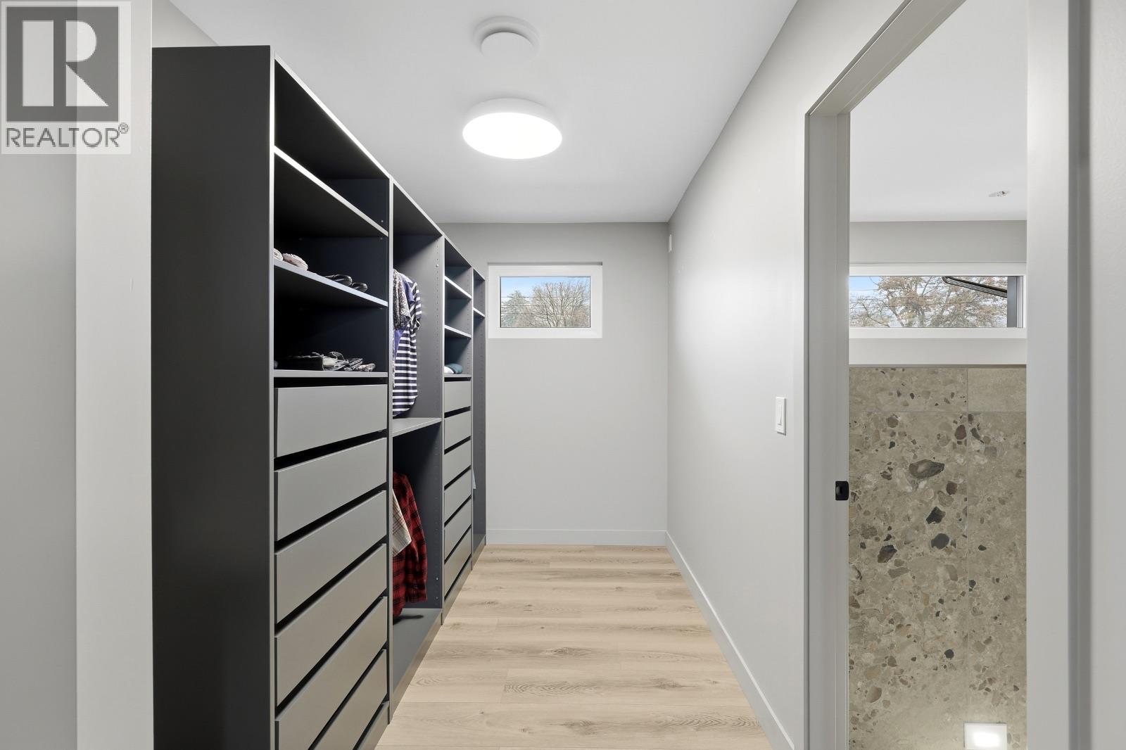 614 COWAN STREET - 33