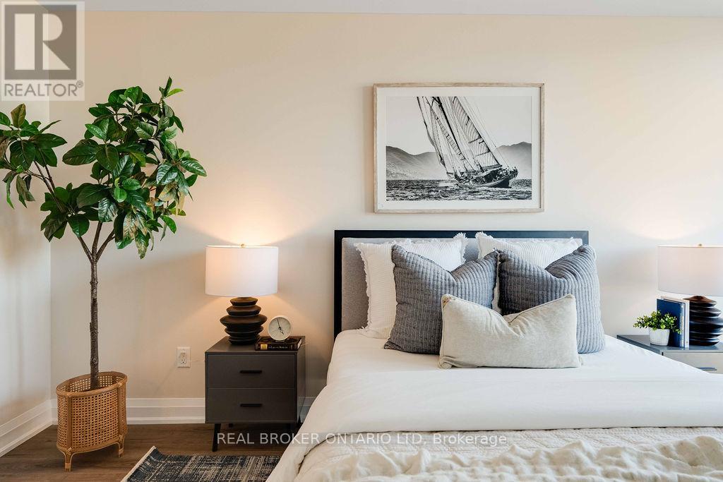 331 - 865 KLEINBURG DRIVE Property Photo