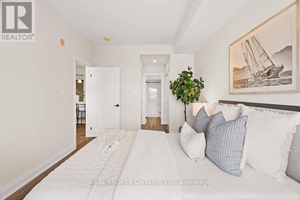 331 - 865 KLEINBURG DRIVE Property Photo