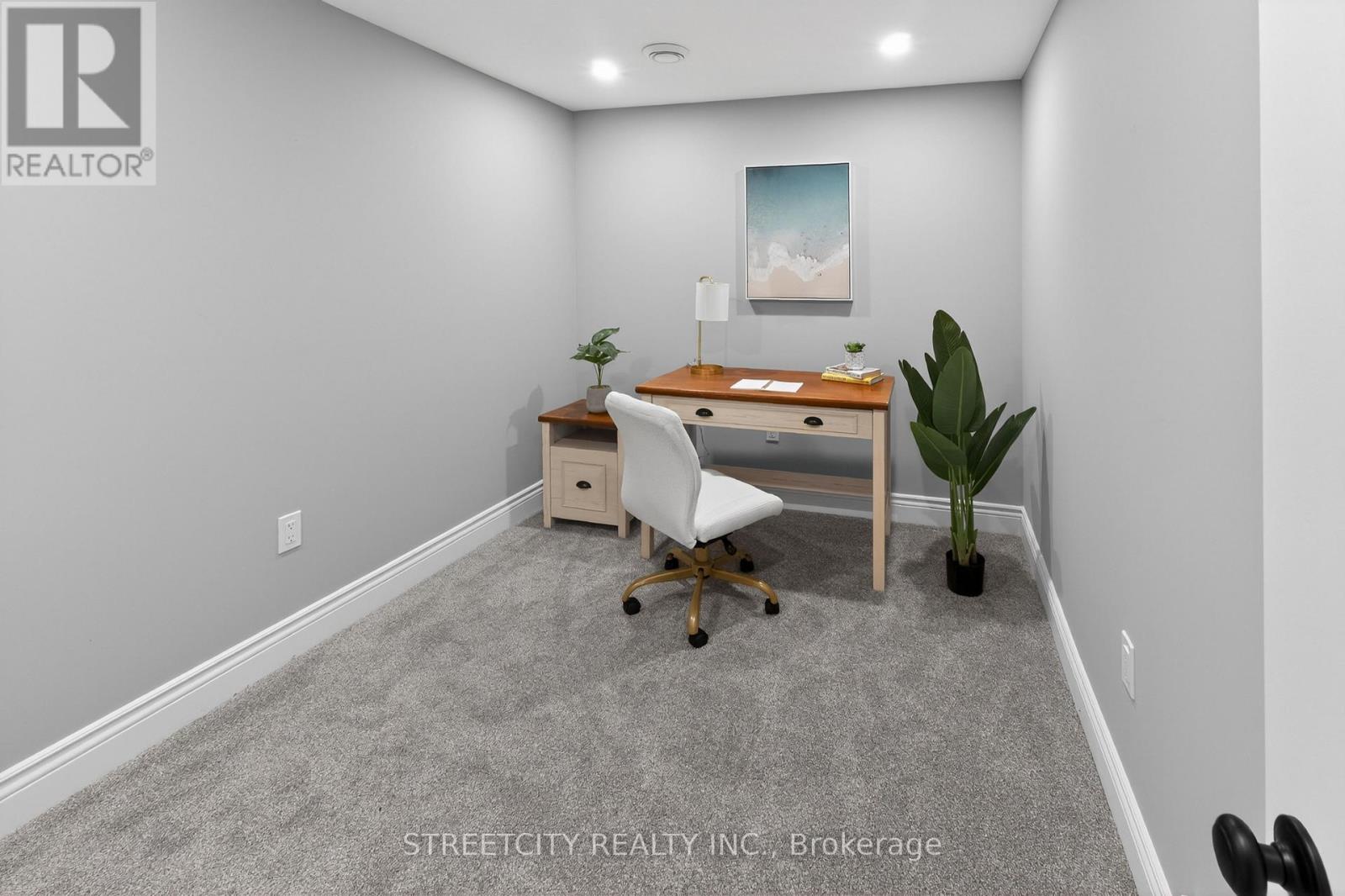 3 BRINKMAN COURT Property Photo