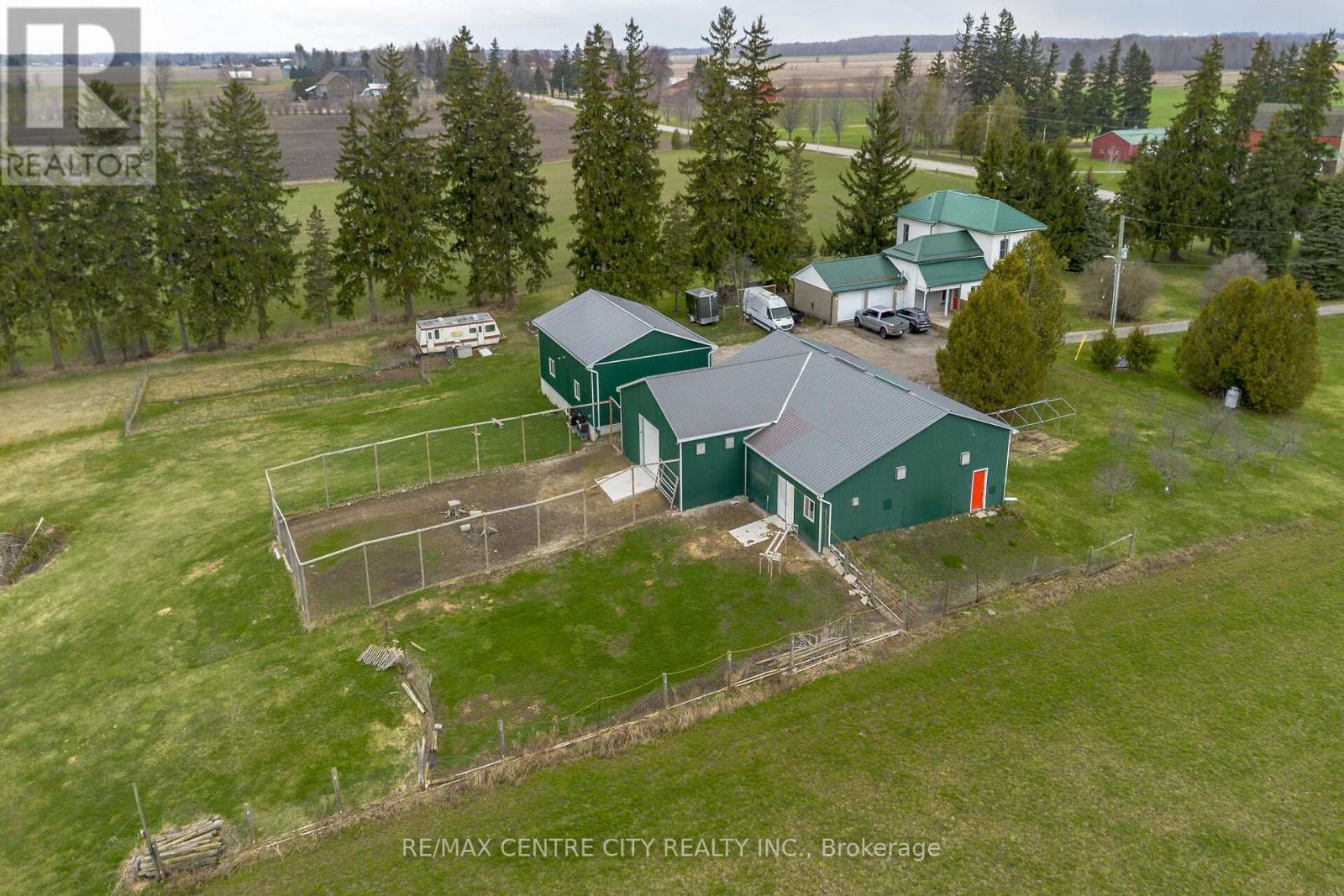 323804 MOUNT ELGIN ROAD Property Photo