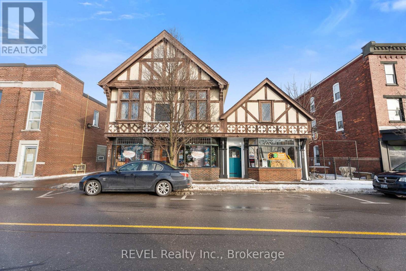 304 RIDGE RD N ROAD - 1