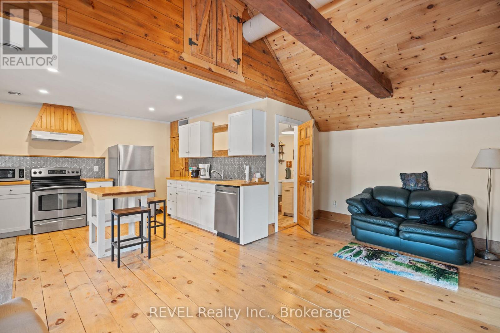 304 RIDGE RD N ROAD - 23