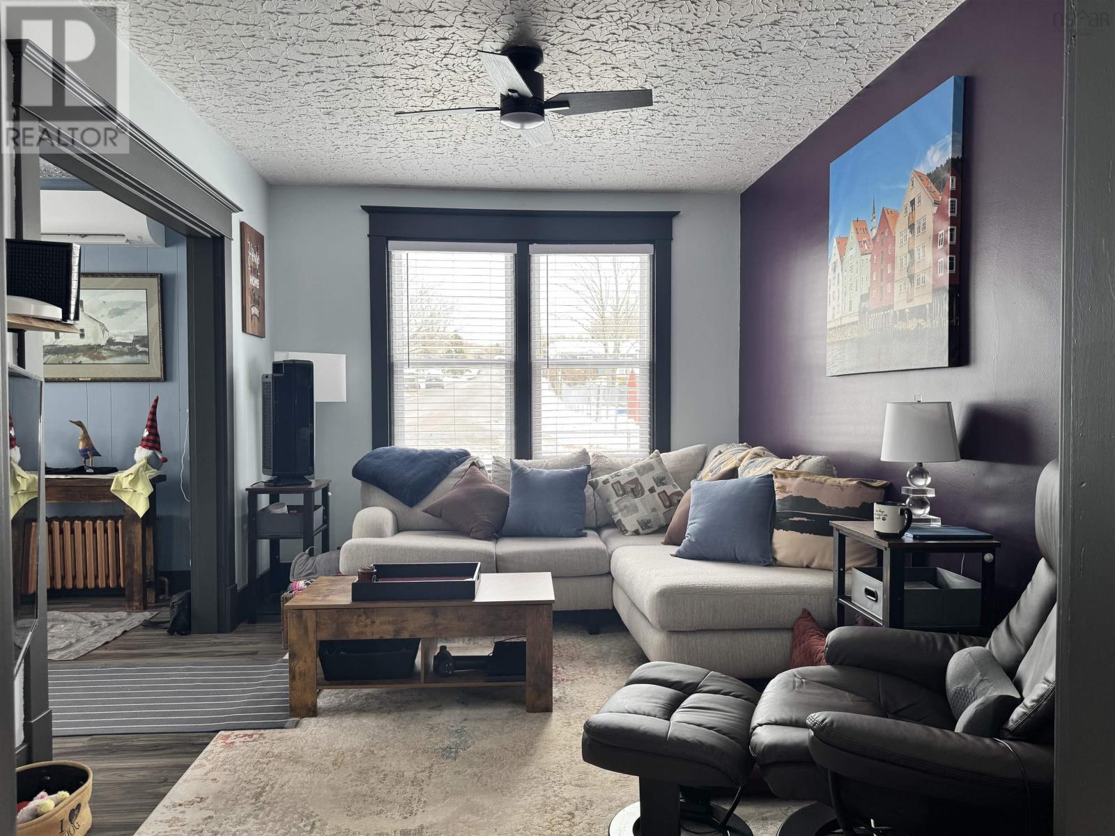 Property 7 of 26 of 21 6th Street