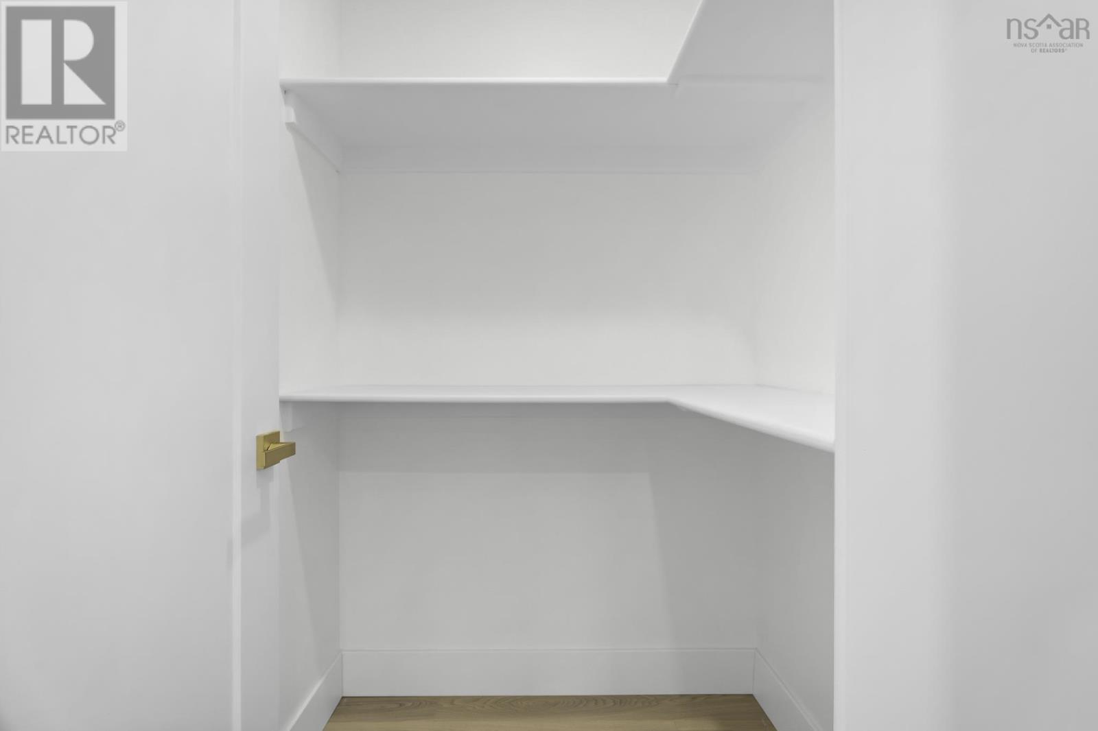 Property 21 of 30 of 165 Beau Run