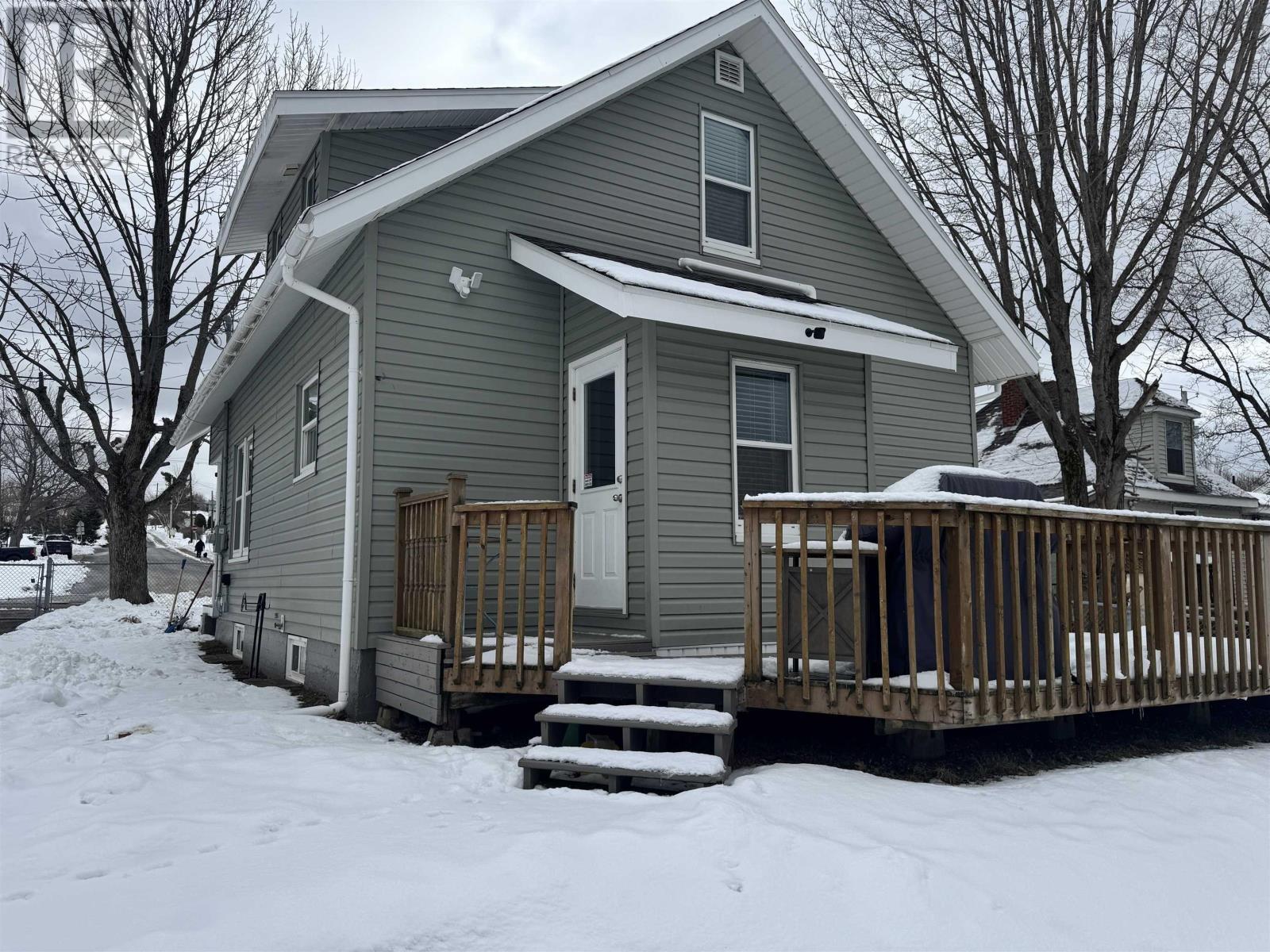 Property 23 of 26 of 21 6th Street