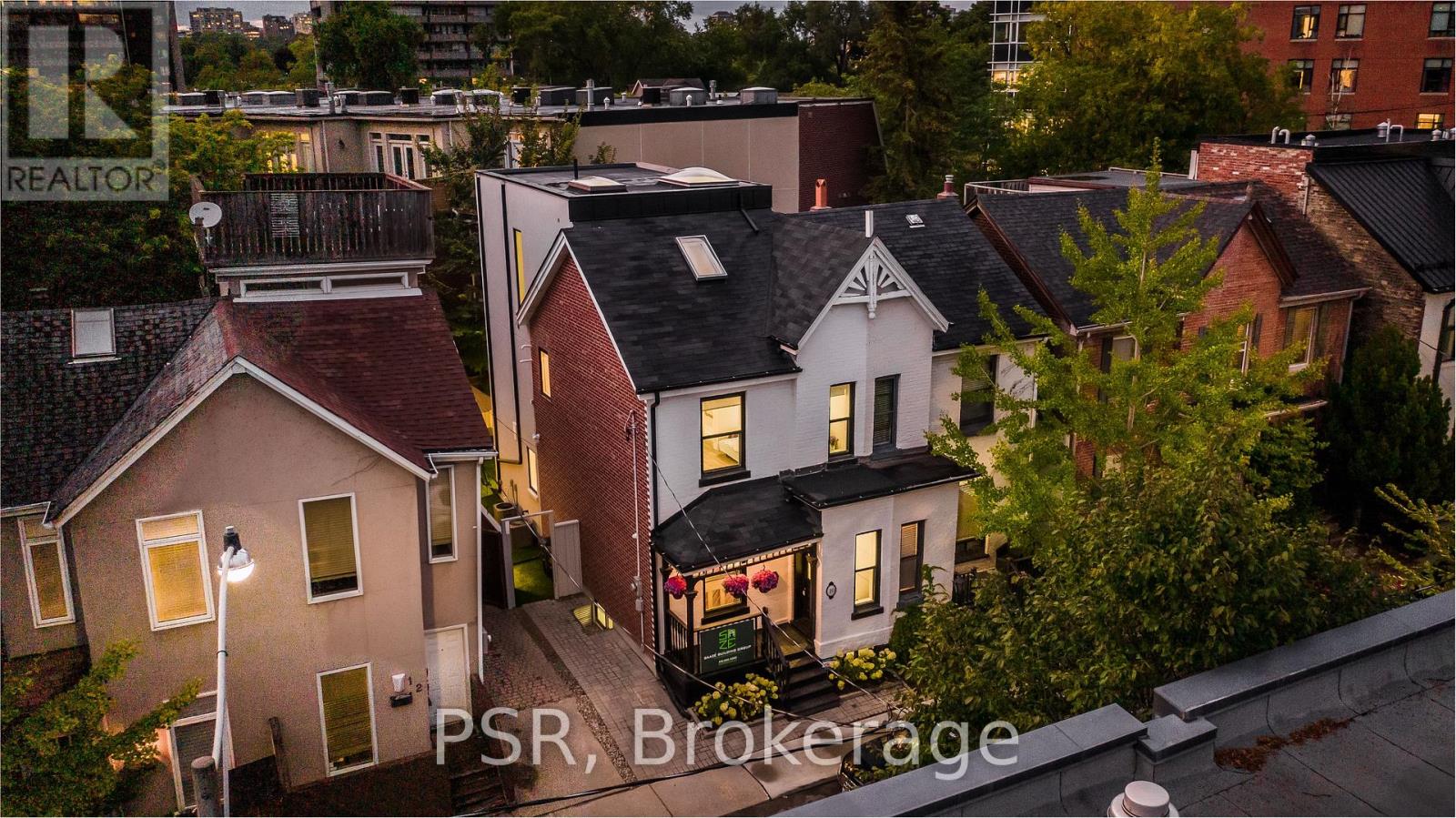 10 BISHOP STREET, Toronto