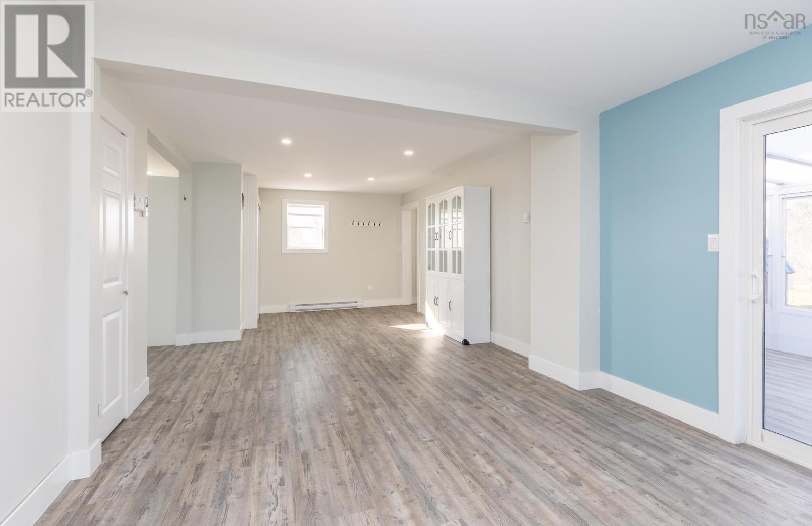 Property 11 of 48 of 164 Nicholas Road