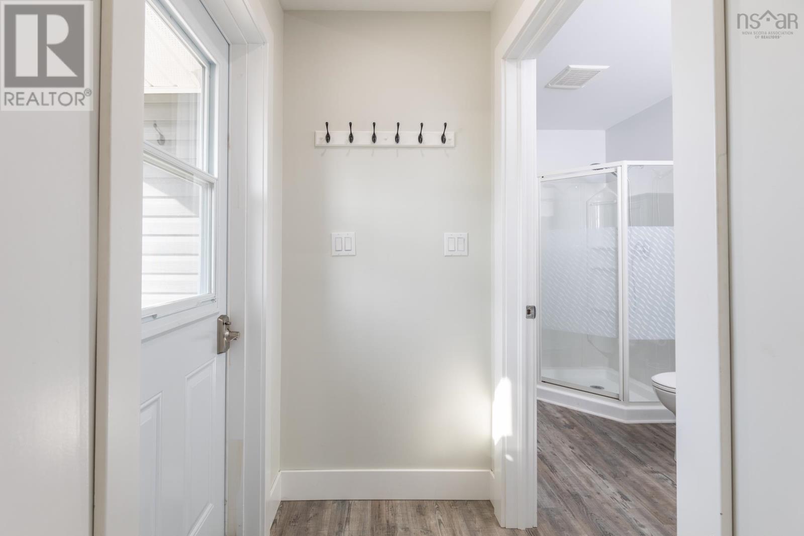 Property 17 of 48 of 164 Nicholas Road