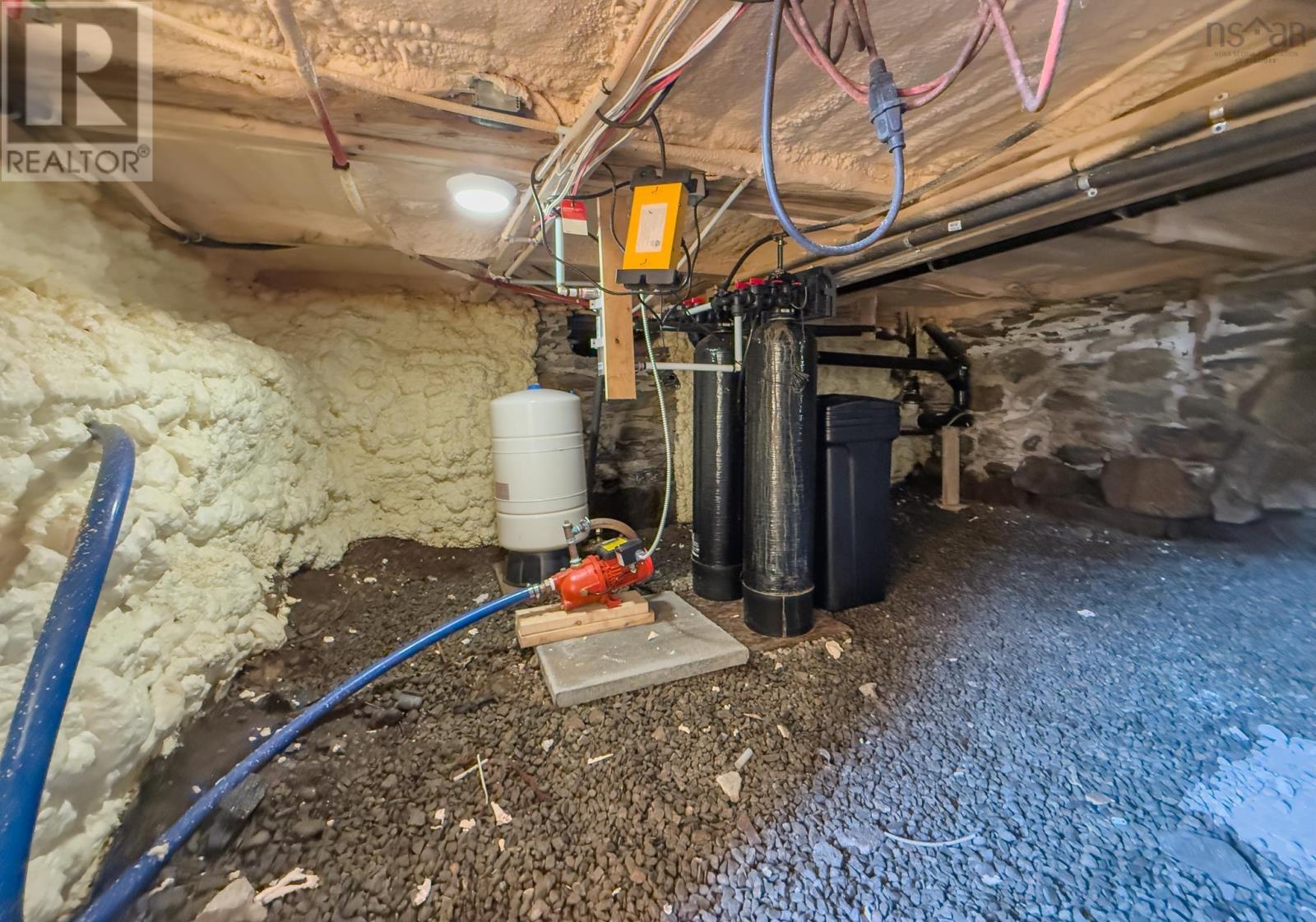 Property 22 of 48 of 164 Nicholas Road