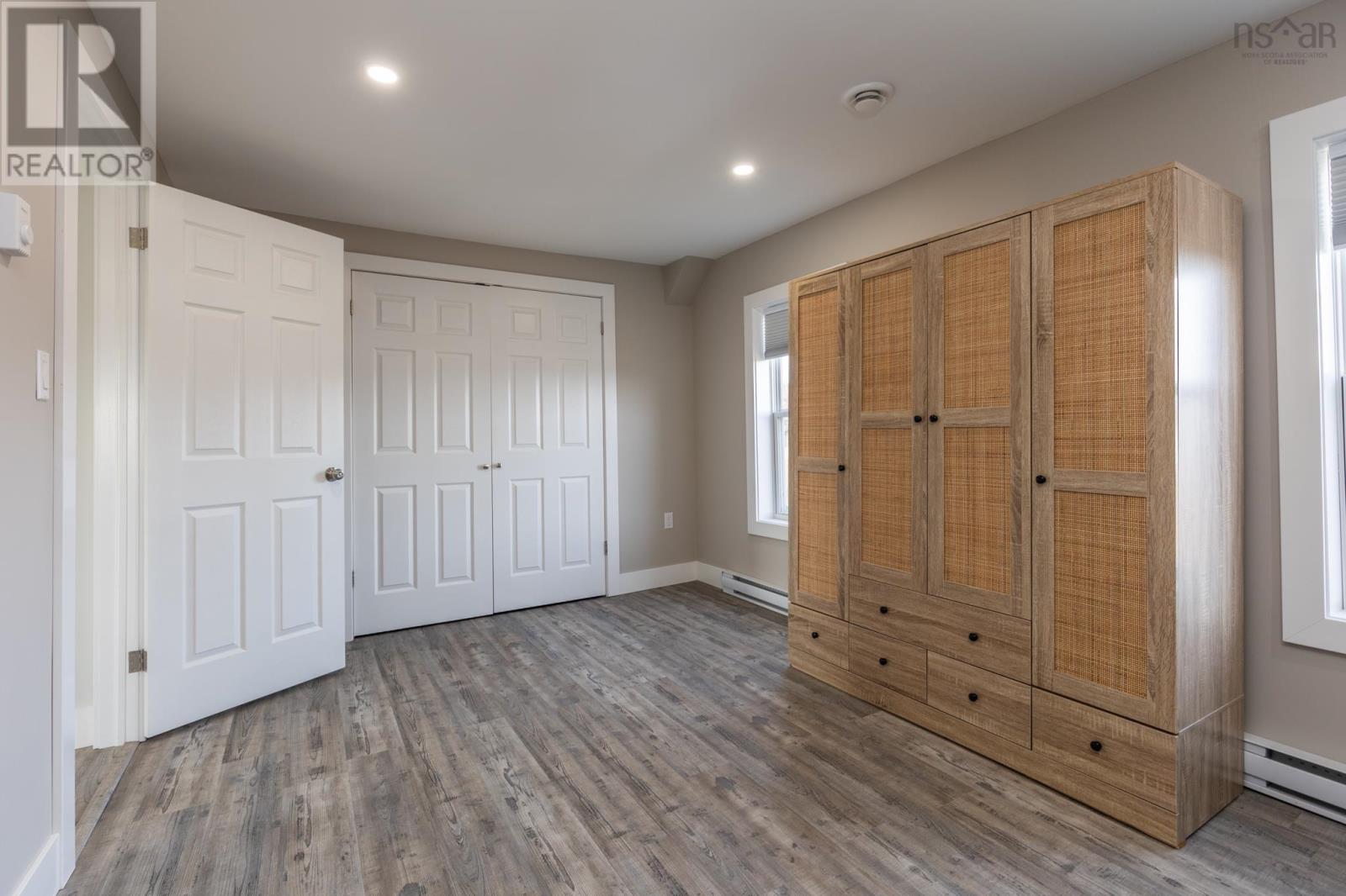 Property 30 of 48 of 164 Nicholas Road